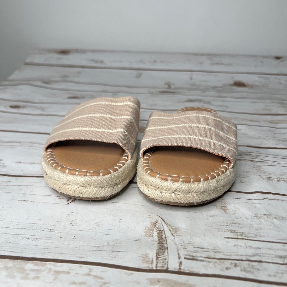 Universal Thread NWOT Slide Sandals Tan White Striped Espadrille Size 8 - Picture 3 of 7